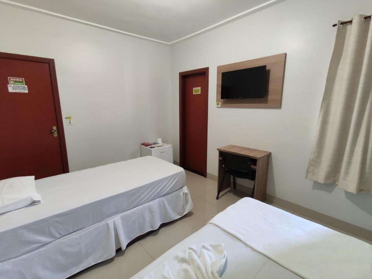 Cemarim Hotel Catalão Buitenkant foto