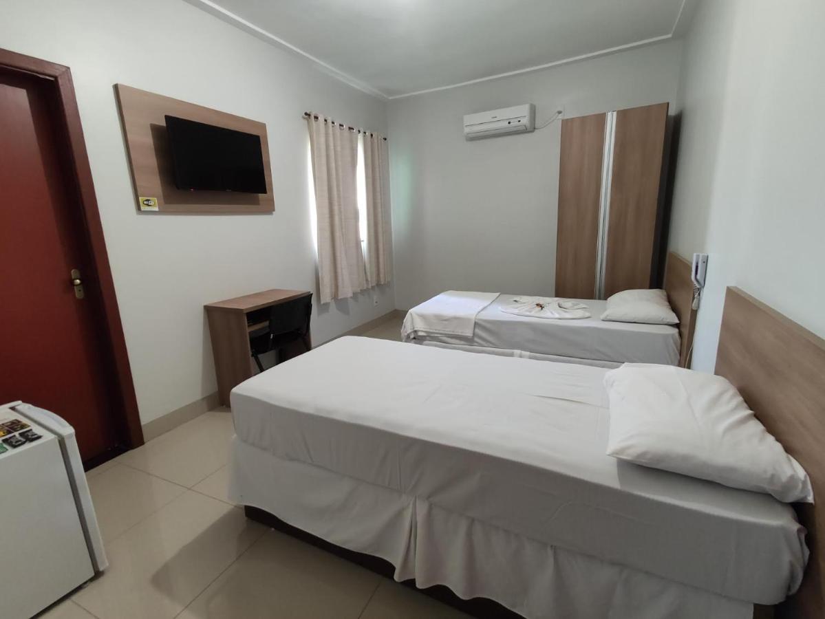 Cemarim Hotel Catalão Buitenkant foto